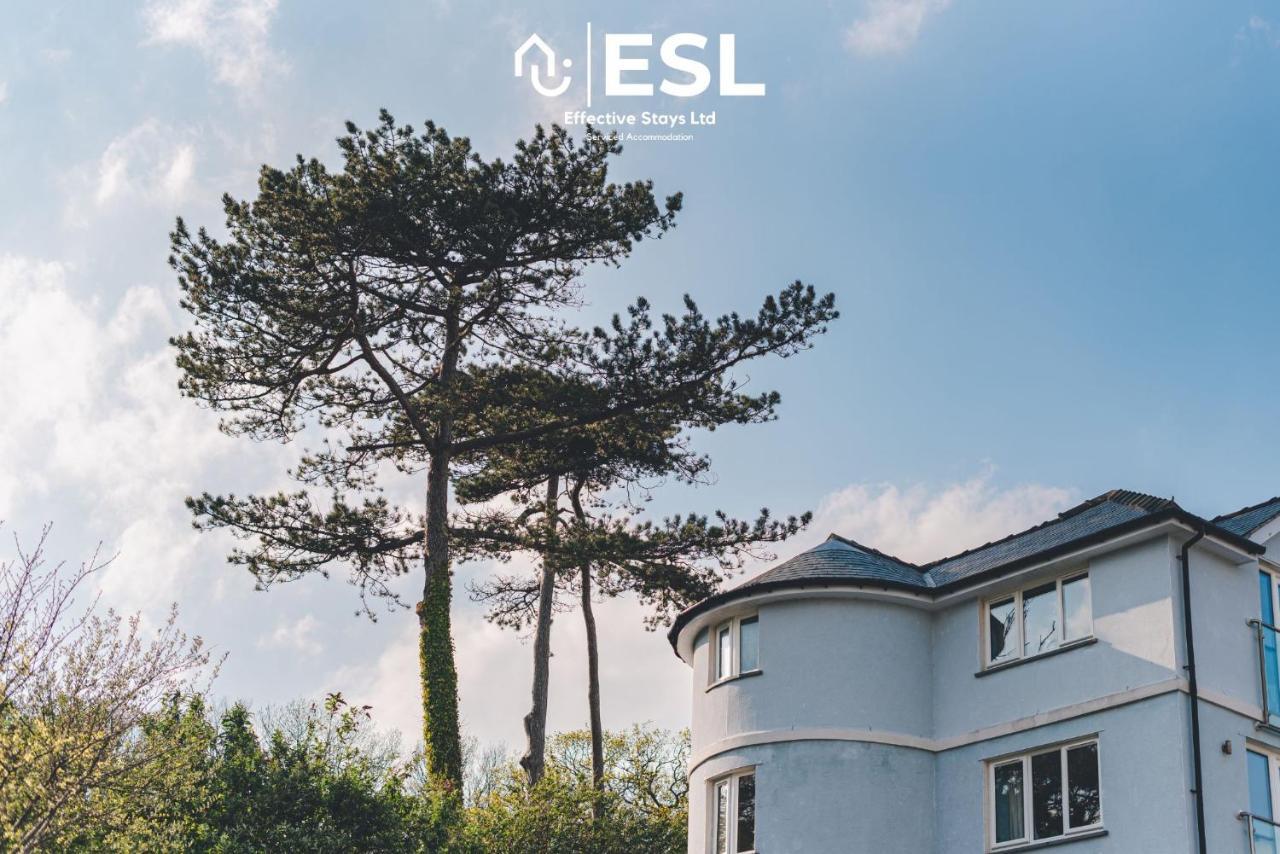 Beautiful En Suite 5 Bedroom Home With Sea Views 뉴키 외부 사진