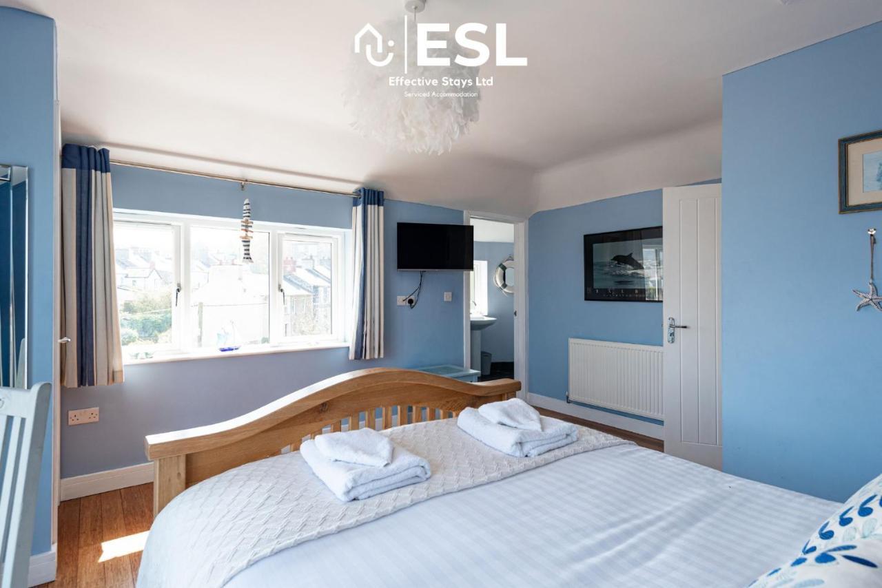 Beautiful En Suite 5 Bedroom Home With Sea Views 뉴키 외부 사진