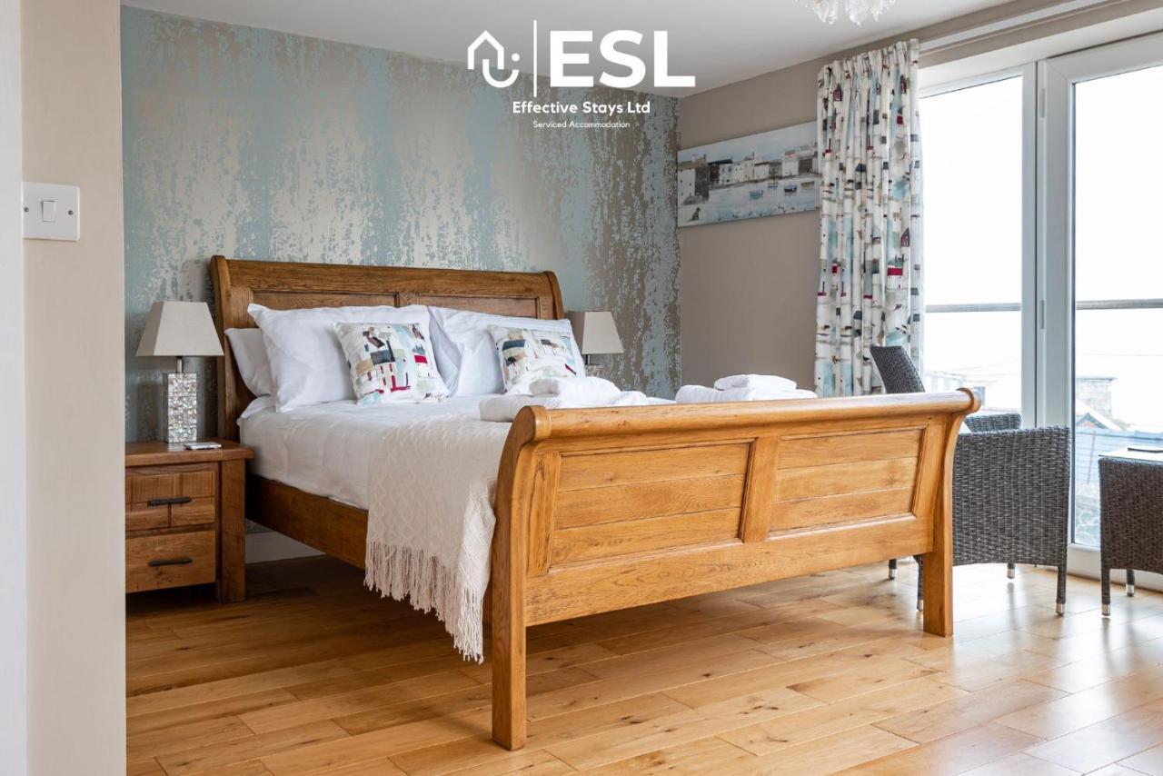 Beautiful En Suite 5 Bedroom Home With Sea Views 뉴키 외부 사진