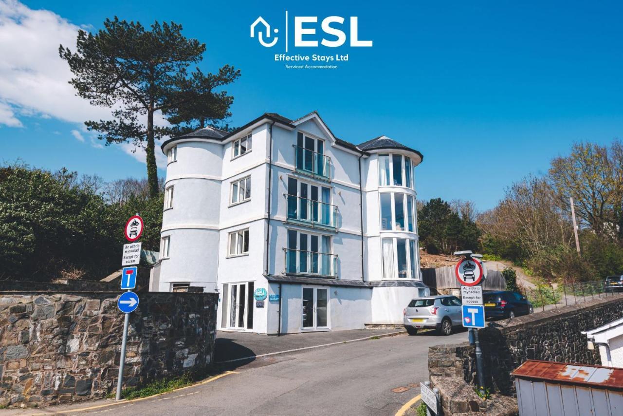 Beautiful En Suite 5 Bedroom Home With Sea Views 뉴키 외부 사진