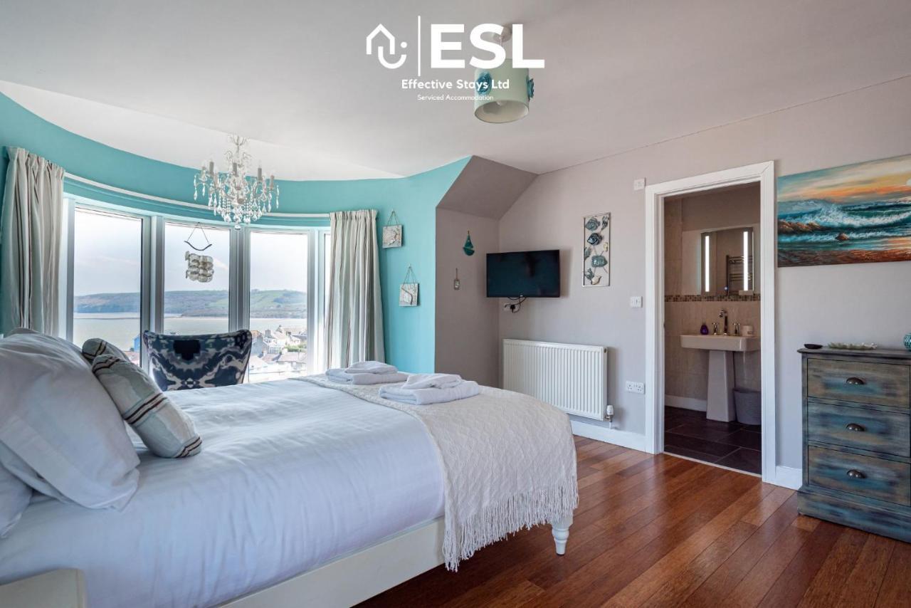 Beautiful En Suite 5 Bedroom Home With Sea Views 뉴키 외부 사진