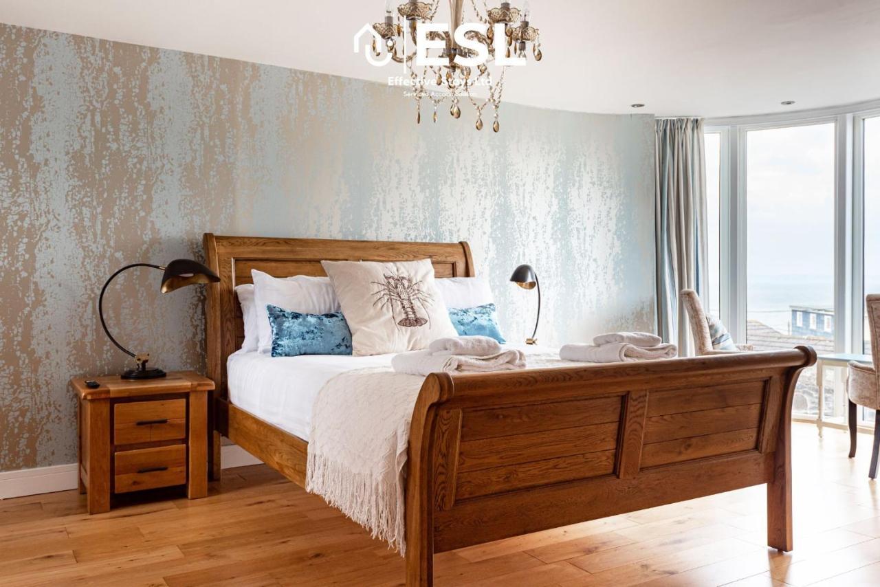 Beautiful En Suite 5 Bedroom Home With Sea Views 뉴키 외부 사진