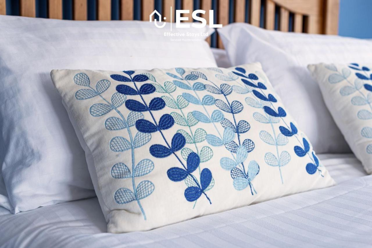 Beautiful En Suite 5 Bedroom Home With Sea Views 뉴키 외부 사진