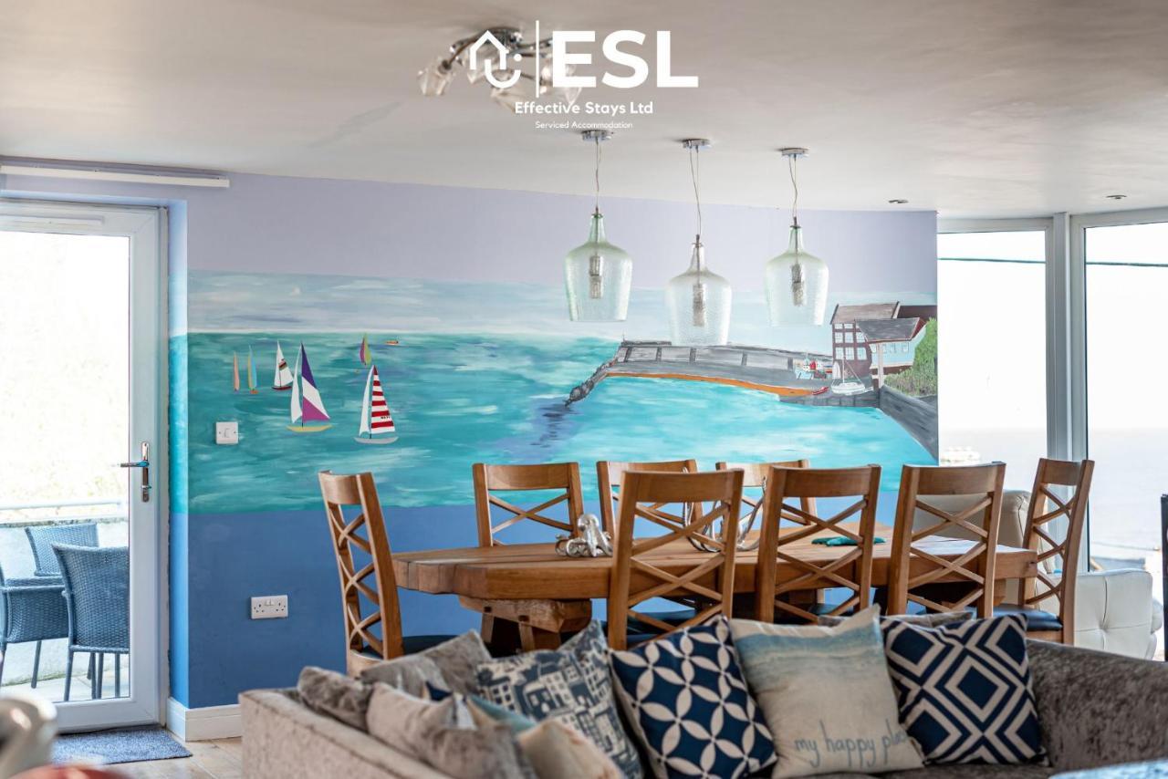 Beautiful En Suite 5 Bedroom Home With Sea Views 뉴키 외부 사진