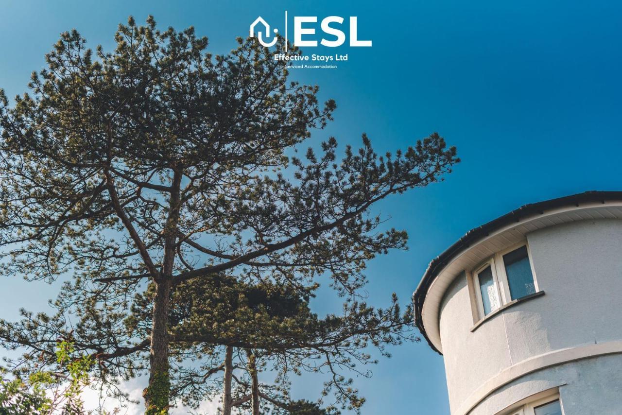 Beautiful En Suite 5 Bedroom Home With Sea Views 뉴키 외부 사진